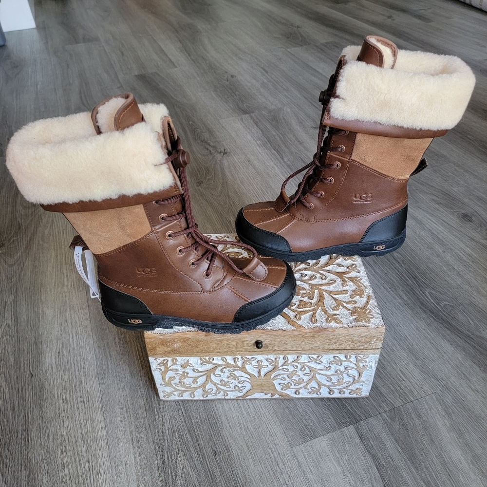 UGG Kid's Butte II Togle Tall CWR Snow Boot